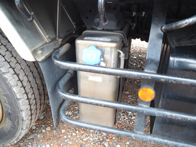 UDトラックス（日産） クオン 大型 平ボディ QKG-CG5ZA(100346) 32枚目