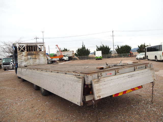 UDトラックス（日産） クオン 大型 平ボディ QKG-CG5ZA(100346) 39枚目