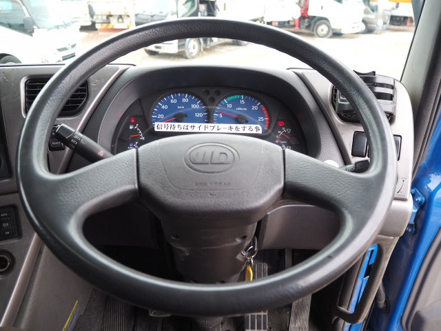 UDトラックス（日産） クオン 大型 平ボディ QKG-CG5ZA(100346) 50枚目