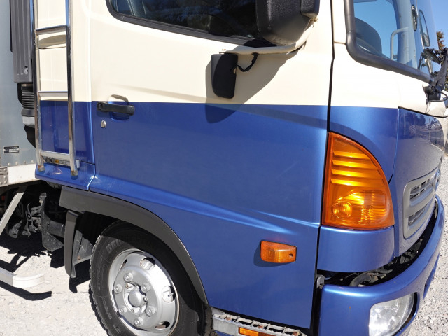 日野 レンジャー 中型 バン TKG-FD7JLAG(100348) 5枚目