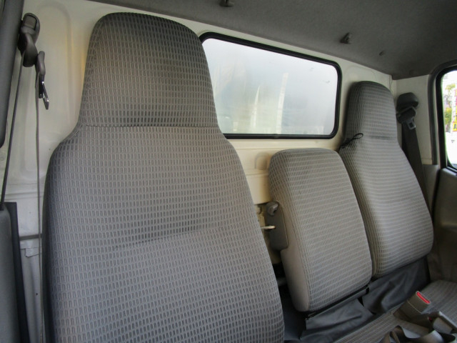 トヨタ トヨエース 小型 バン TKG-XZC645(100353) 29枚目