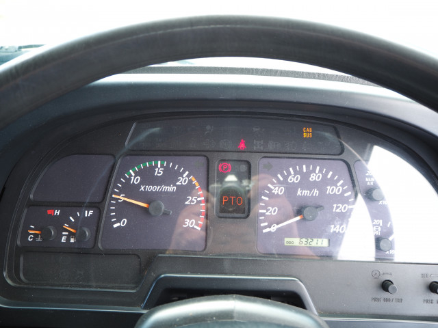 いすゞ ギガ 大型 土砂ダンプ PDG-CYZ77V8(100377) 46枚目