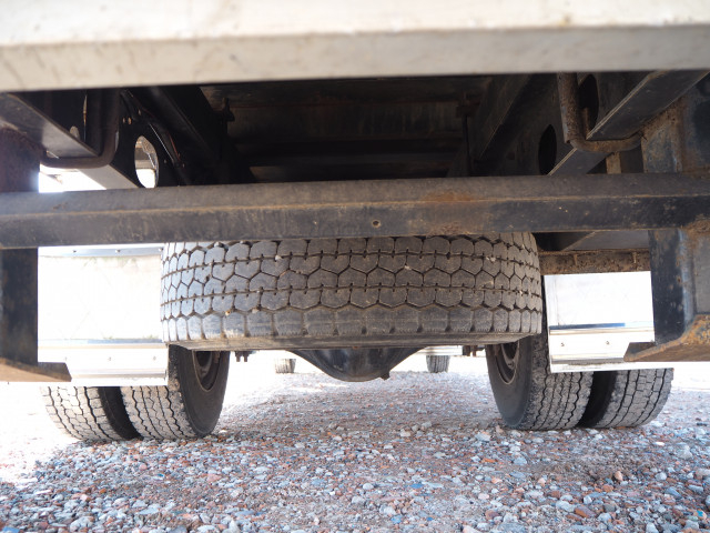 いすゞ フォワード 増トン 平ボディ（クレーン付） PKG-FSR90S2(100379) 31枚目