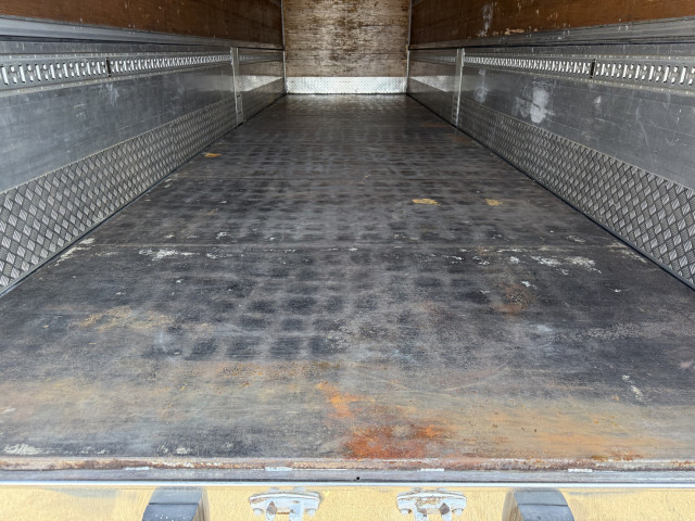 三菱ふそう スーパーグレート 大型 ウィング BDG-FS55JZ(100381) 13枚目