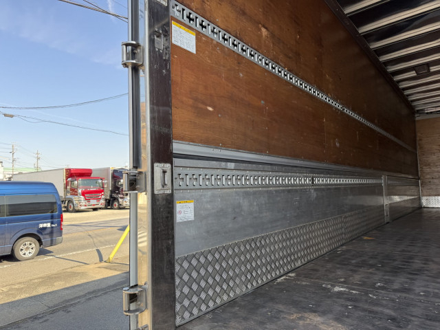 三菱ふそう スーパーグレート 大型 ウィング BDG-FS55JZ(100381) 15枚目