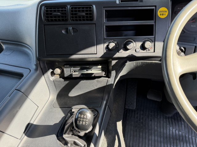 三菱ふそう スーパーグレート 大型 ウィング BDG-FS55JZ(100381) 22枚目