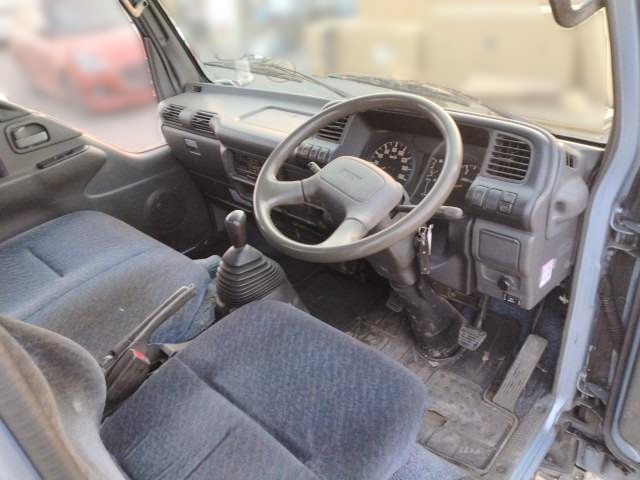 いすゞ エルフ 小型 平ボディ KC-NKR71ER(100386) 15枚目