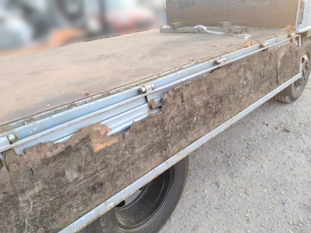 いすゞ エルフ 小型 平ボディ KC-NKR71ER(100386) 22枚目