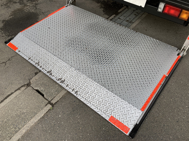 日産自動車 アトラス 小型 バン SKG-TZ2F24(100419) 5枚目