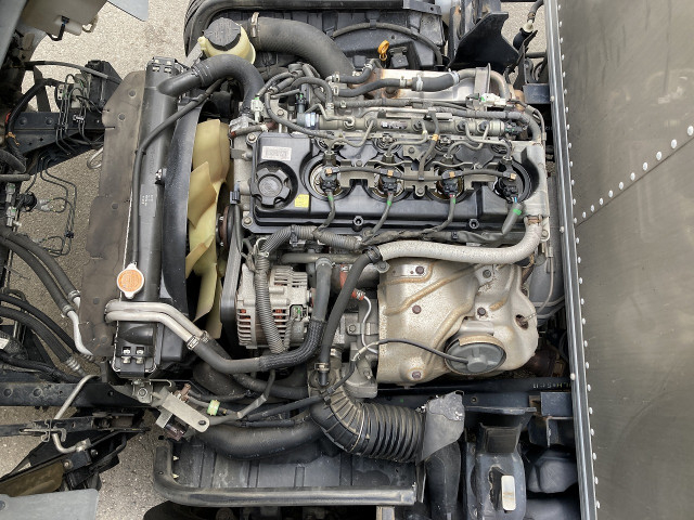 日産自動車 アトラス 小型 バン SKG-TZ2F24(100419) 6枚目