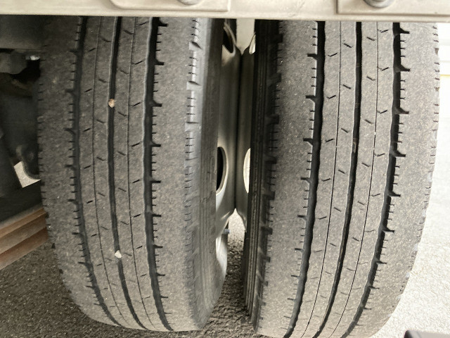 日産自動車 アトラス 小型 バン SKG-TZ2F24(100419) 13枚目