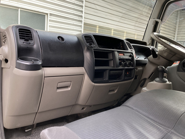 日産自動車 アトラス 小型 バン SKG-TZ2F24(100419) 19枚目