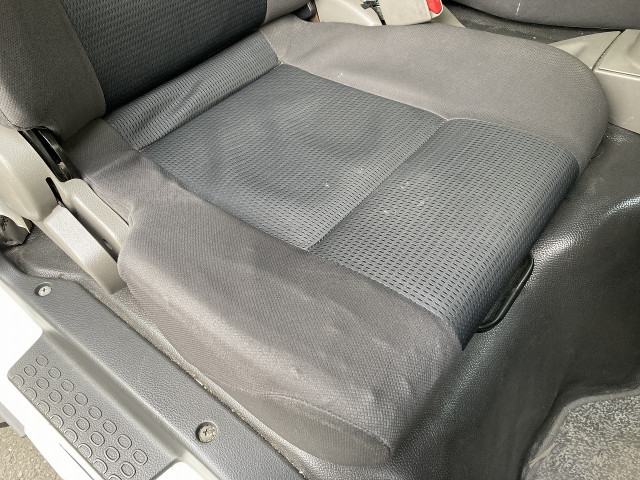 日産自動車 アトラス 小型 バン SKG-TZ2F24(100419) 38枚目