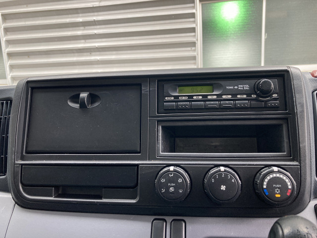 三菱ふそう キャンター 小型 バン TKG-FBA20(100421) 18枚目