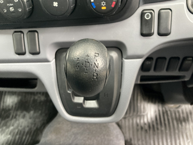 三菱ふそう キャンター 小型 バン TKG-FBA20(100421) 19枚目