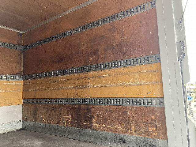 三菱ふそう キャンター 小型 バン TKG-FBA20(100421) 24枚目