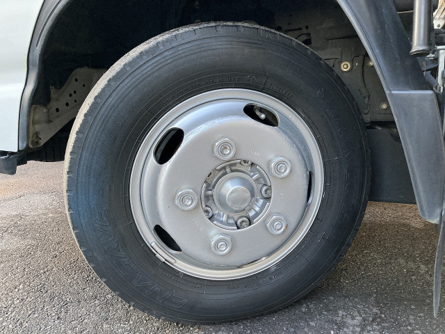 いすゞ エルフ 小型 バン TRG-NJR85AN(100420) 35枚目