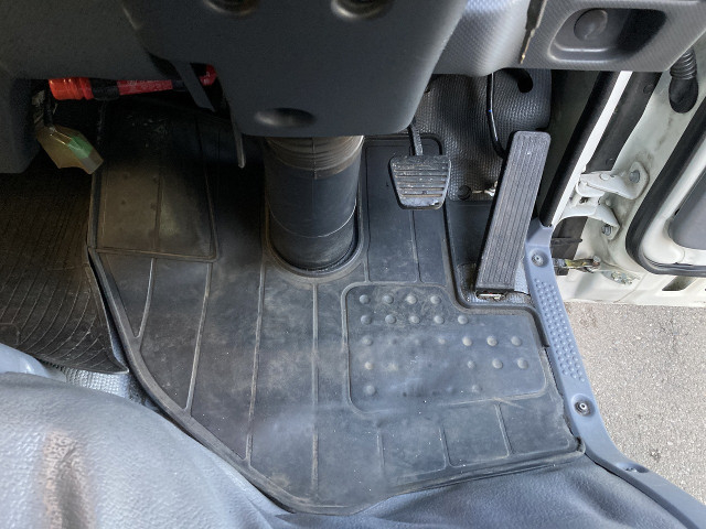 いすゞ エルフ 小型 バン TRG-NJR85AN(100420) 41枚目