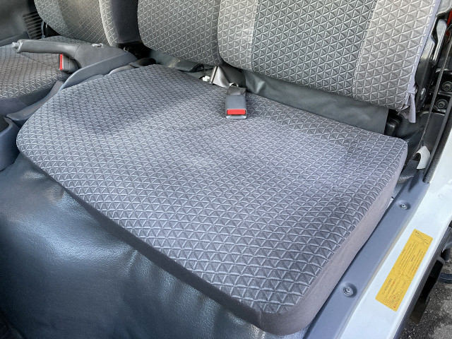 いすゞ エルフ 小型 バン TRG-NJR85AN(100420) 44枚目