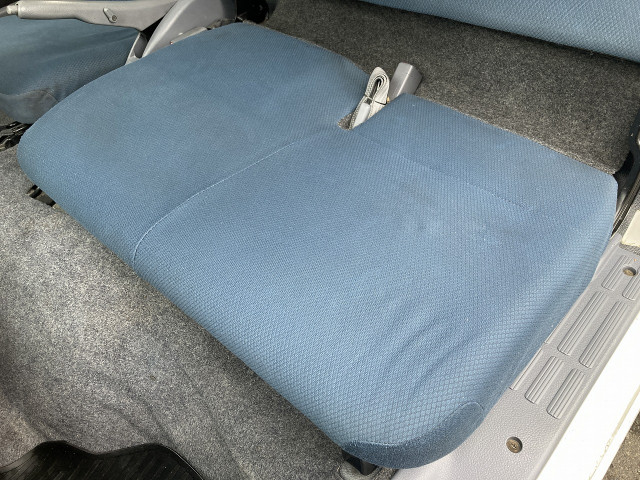 三菱ふそう キャンター 小型 バン TKG-FBA20(100421) 46枚目