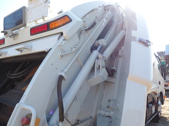 日野 デュトロ 小型 塵芥車（プレス式） *********(100524) 34枚目