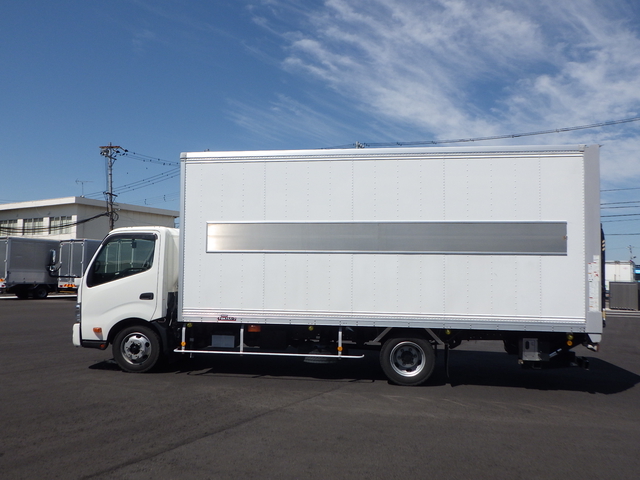 日野 デュトロ 小型 バン TKG-XZU720M(100534) 4枚目