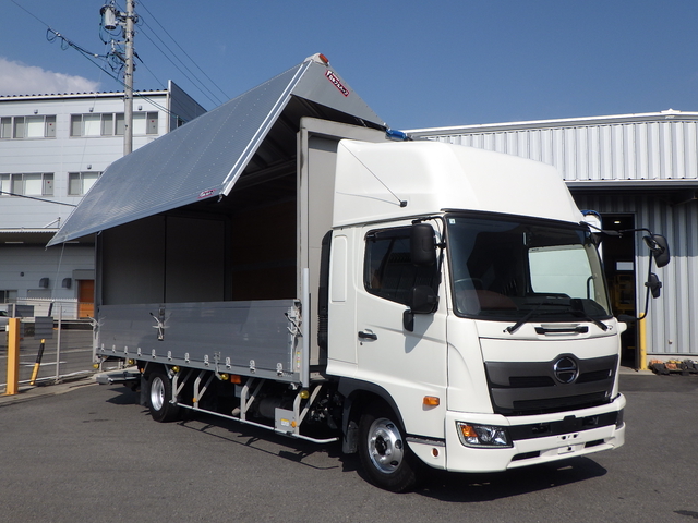 日野 レンジャー 中型 ウィング 2PG-FD2ABG(100555) 1枚目