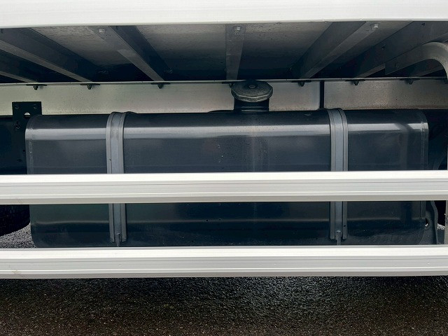 日野 レンジャー 中型 冷蔵冷凍バン 2KG-FD2ABG(109388) 39枚目