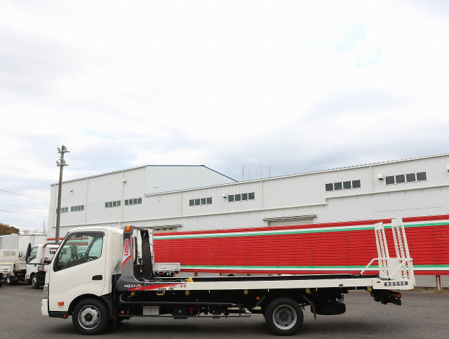 日野 デュトロ 小型 キャリアカー 2RG-XZU722M(96066) 9枚目