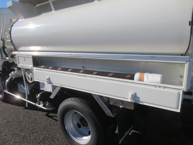 Hino dutro Small Tank truck 2KG-XZU600E(97622) 16枚目