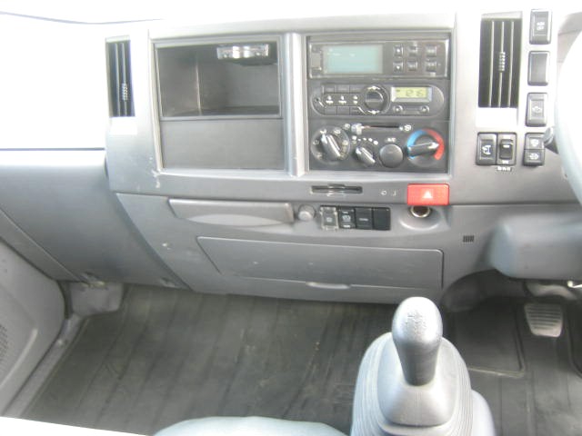 いすゞ エルフ 小型 冷蔵冷凍バン TPG-NLR85AN(100581) 30枚目