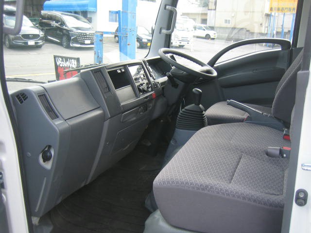 いすゞ エルフ 小型 冷蔵冷凍バン TPG-NLR85AN(100581) 28枚目