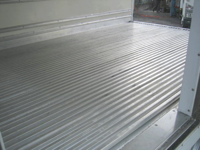 いすゞ エルフ 小型 冷蔵冷凍バン TPG-NLR85AN(100581) 11枚目