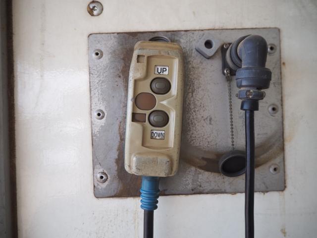 いすゞ フォワード 中型 バン *********(100679) 15枚目