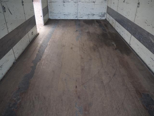 いすゞ フォワード 中型 バン *********(100679) 16枚目