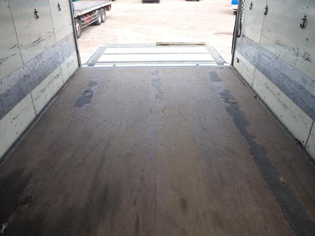 いすゞ フォワード 中型 バン *********(100679) 17枚目