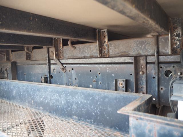 いすゞ フォワード 中型 バン *********(100679) 27枚目