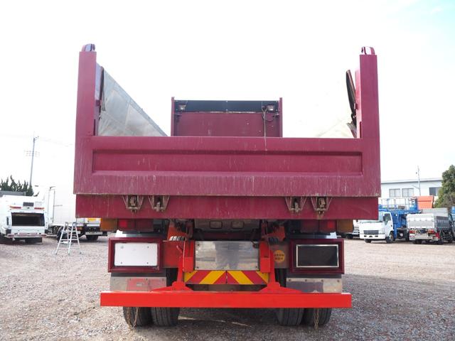 UDトラックス（日産） クオン 大型 土砂ダンプ *********(100680) 6枚目