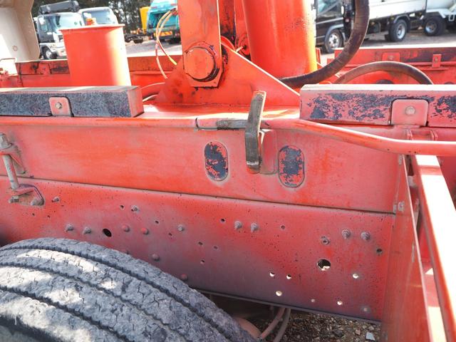 UDトラックス（日産） クオン 大型 土砂ダンプ *********(100680) 24枚目