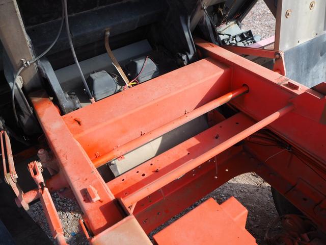 UDトラックス（日産） クオン 大型 土砂ダンプ *********(100680) 31枚目