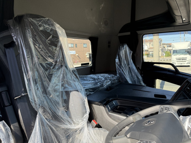 三菱ふそう スーパーグレート 大型 トラクタ 2RG-FP84VDR(100681) 27枚目