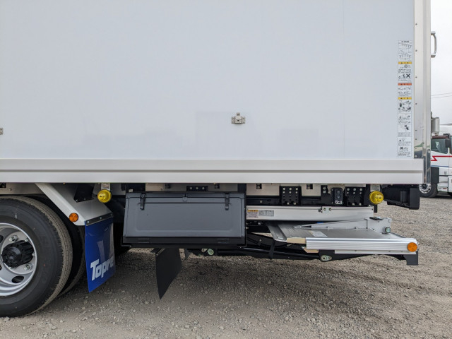 三菱ふそう ファイター 中型 冷蔵冷凍バン 2KG-FK65F(100682) 23枚目