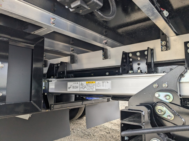 三菱ふそう ファイター 中型 冷蔵冷凍バン 2KG-FK65F(100682) 26枚目