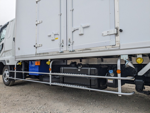 三菱ふそう ファイター 中型 冷蔵冷凍バン 2KG-FK65F(100682) 27枚目