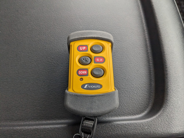 三菱ふそう ファイター 中型 冷蔵冷凍バン 2KG-FK65F(100682) 49枚目