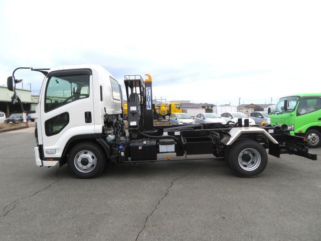 いすゞ フォワード 中型 コンテナ専用車 2RG-FRR90S4(100684) 9枚目