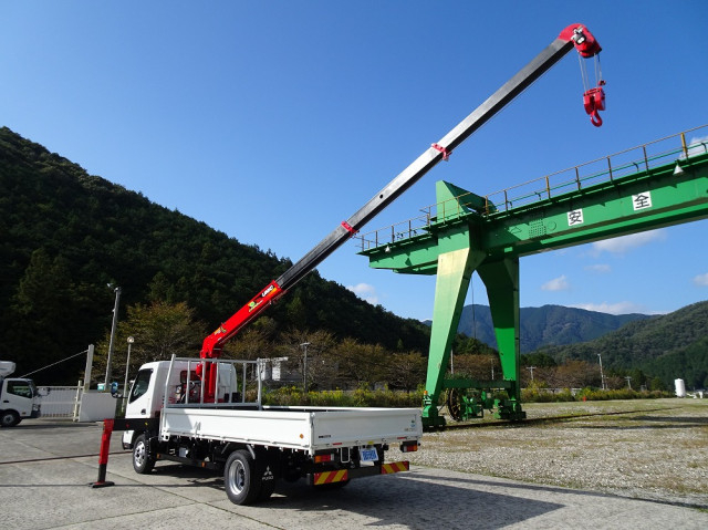 三菱ふそう キャンター 小型 平ボディ（クレーン付） 2PG-FEB90(100685) 6枚目