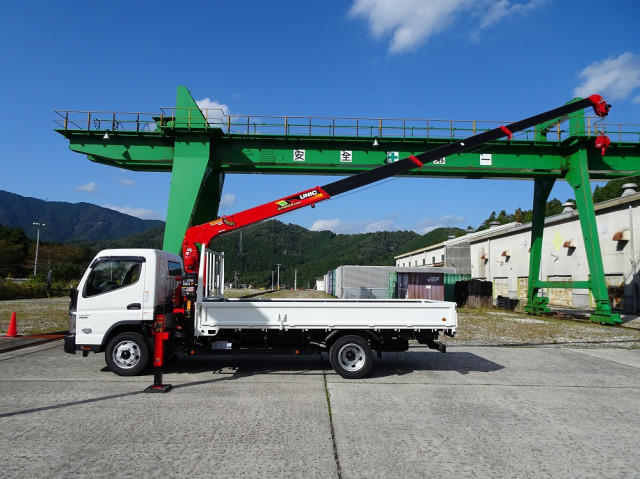 三菱ふそう キャンター 小型 平ボディ（クレーン付） 2PG-FEB90(100685) 7枚目