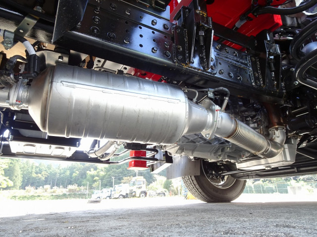 三菱ふそう キャンター 小型 平ボディ（クレーン付） 2PG-FEB90(100685) 31枚目