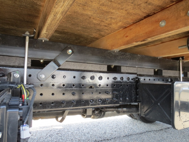 三菱ふそう キャンター 小型 平ボディ（クレーン付） 2PG-FEB80(100687) 13枚目